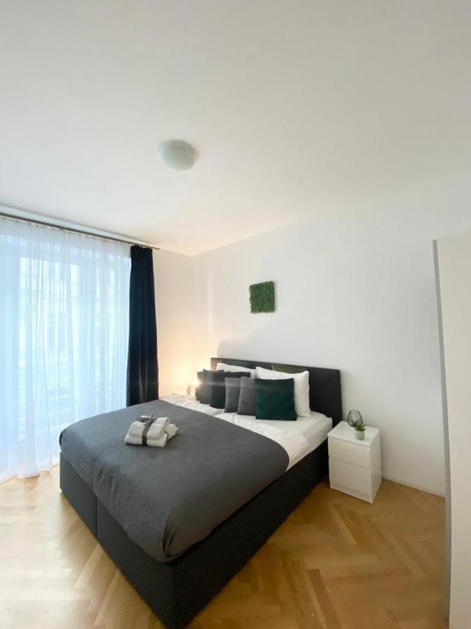1St City La Opera Suites Wenen Buitenkant foto